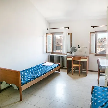 Hostal Haven San Toma