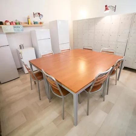 Hostal Haven San Toma *